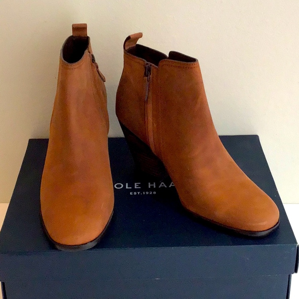 Cole Hahn Cheney Bootie Cognac